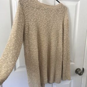‼️MOVING SALE - Must go - make an offer ‼️ 
Women’s Sweater
